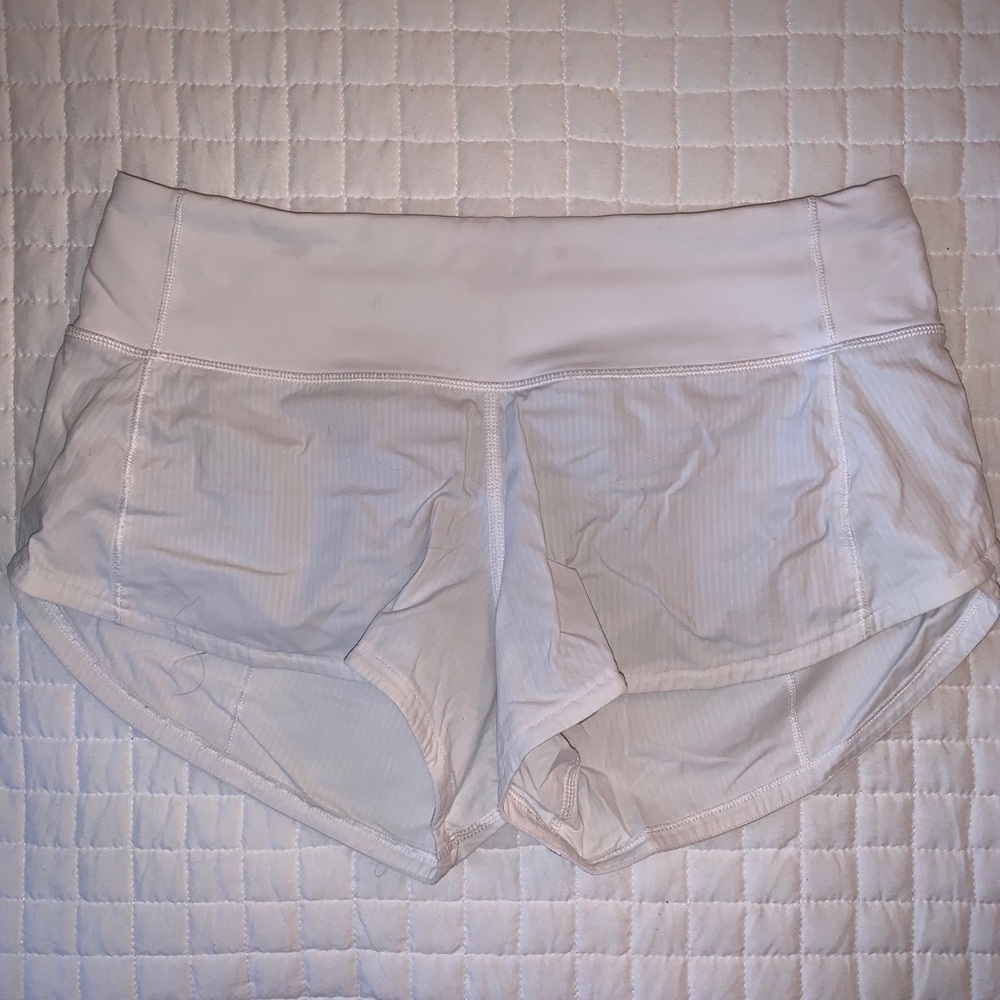 White LuLuLemon Speed Up Shorts